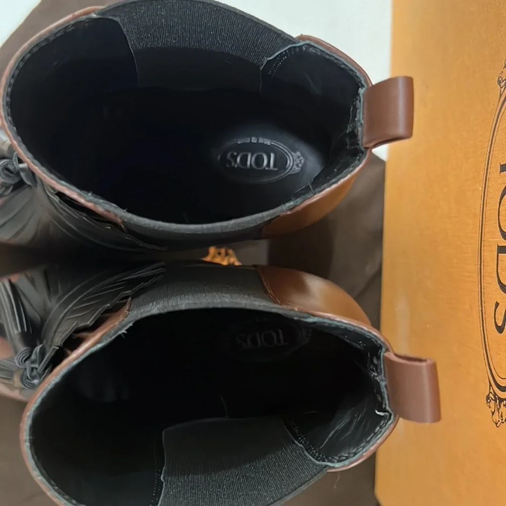 Tod's Gomma T115 64A Tron Ghetta Bootie - Picture 11 of 16